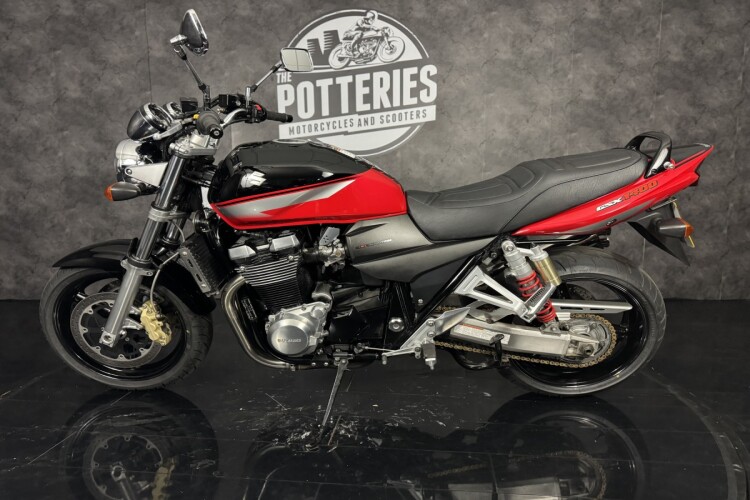 SUZUKI GSX1400