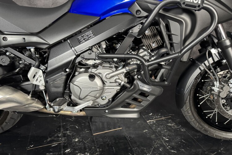 SUZUKI V-STROM 650
