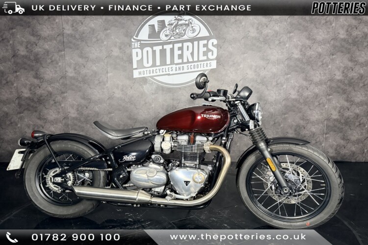 TRIUMPH BOBBER