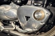 TRIUMPH BOBBER