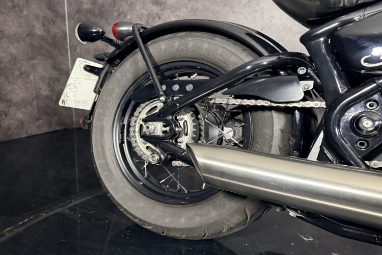 TRIUMPH BOBBER