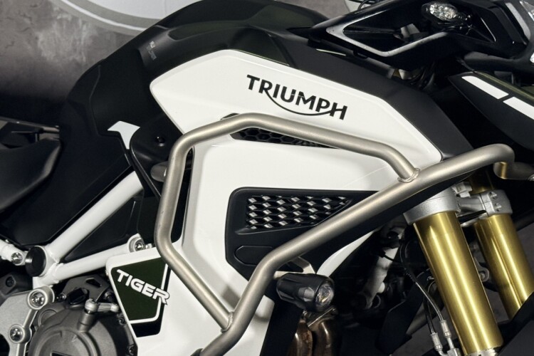 TRIUMPH EXPLORER