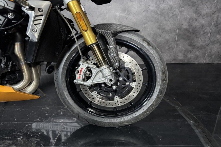 TRIUMPH SPEED TRIPLE 1160