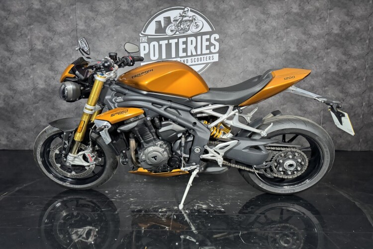 TRIUMPH SPEED TRIPLE 1160