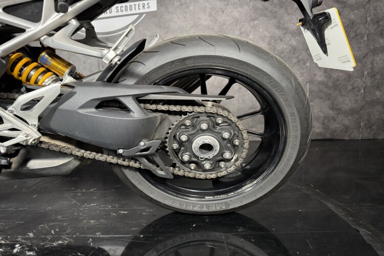 TRIUMPH SPEED TRIPLE 1160