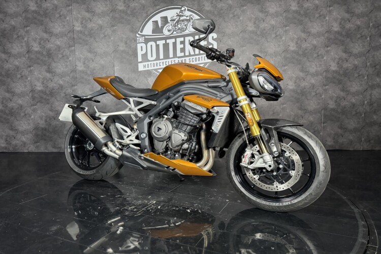 TRIUMPH SPEED TRIPLE 1160