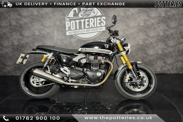 TRIUMPH SPEED TWIN 1200