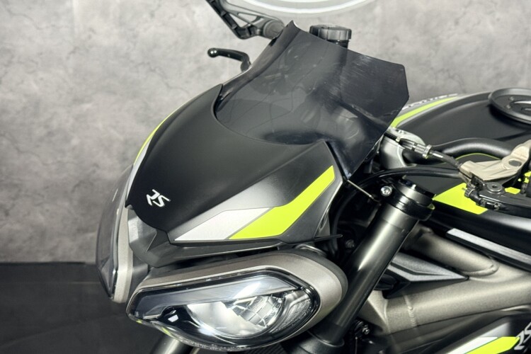 TRIUMPH STREET TRIPLE 765