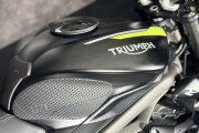 TRIUMPH STREET TRIPLE 765