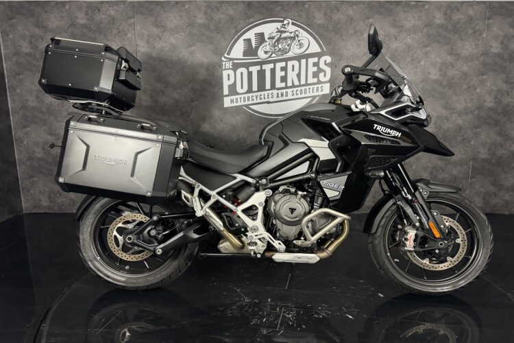 TRIUMPH TIGER 1200