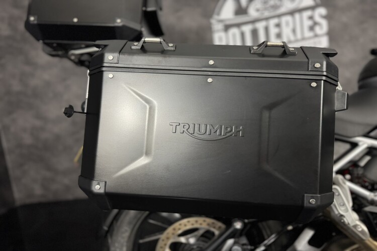 TRIUMPH TIGER 1200