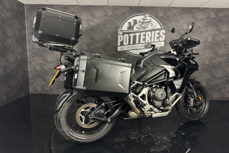 TRIUMPH TIGER 1200