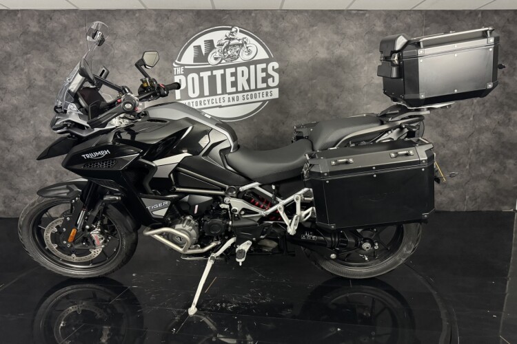 TRIUMPH TIGER 1200