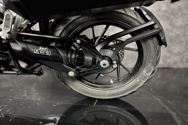 TRIUMPH TIGER 1200