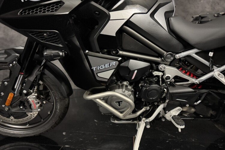 TRIUMPH TIGER 1200