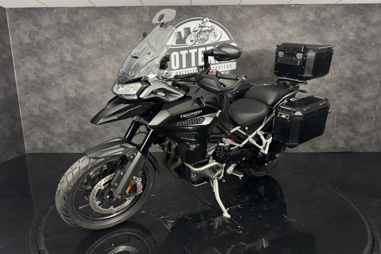TRIUMPH TIGER 1200