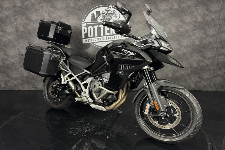 TRIUMPH TIGER 1200