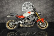 YAMAHA XSR900