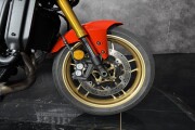 YAMAHA XSR900