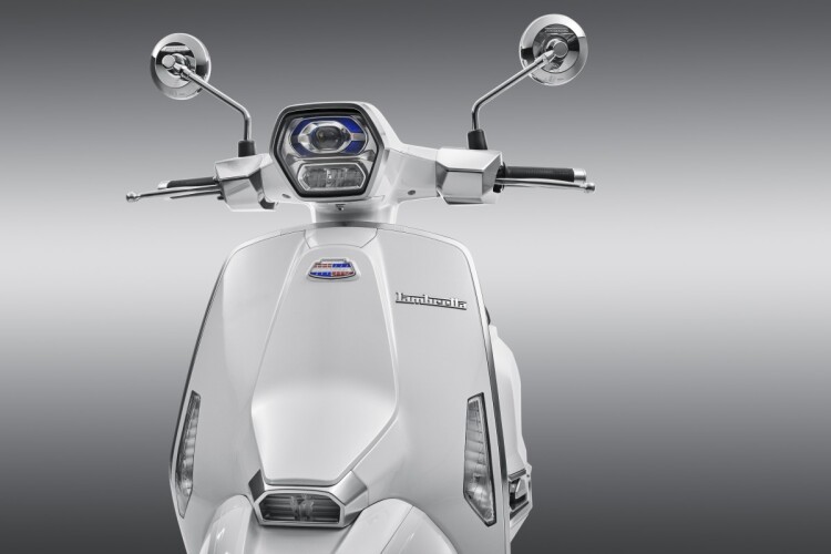 LAMBRETTA J125