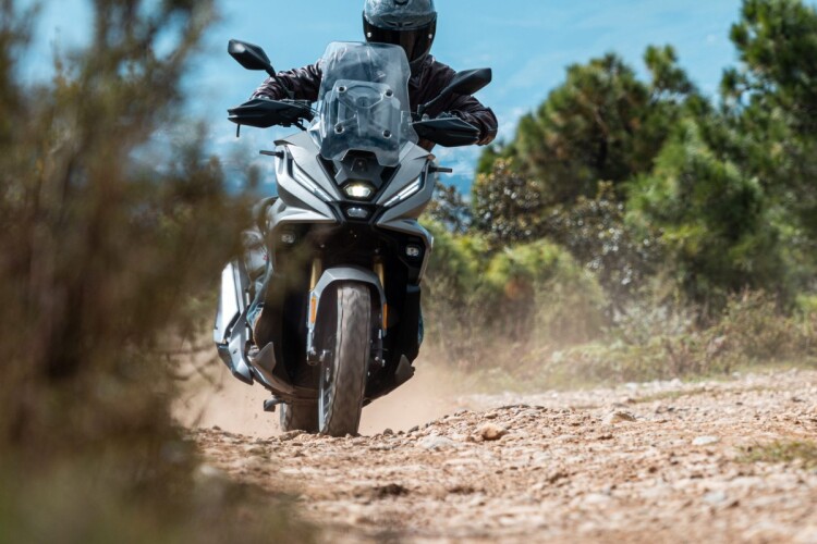 VOGE SR450X