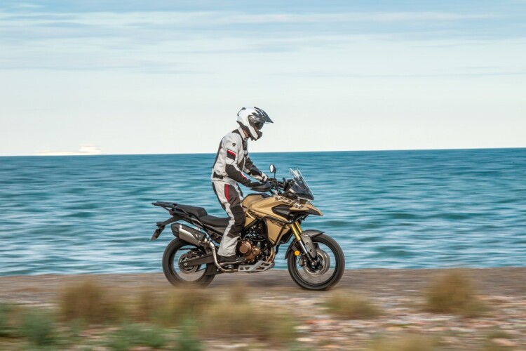 VOGE DS 625X