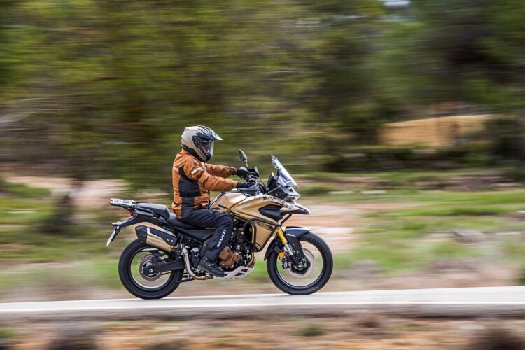 VOGE DS 625X