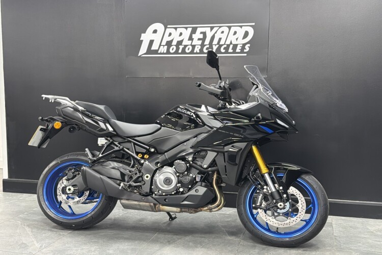 SUZUKI GSX-S1000GX +