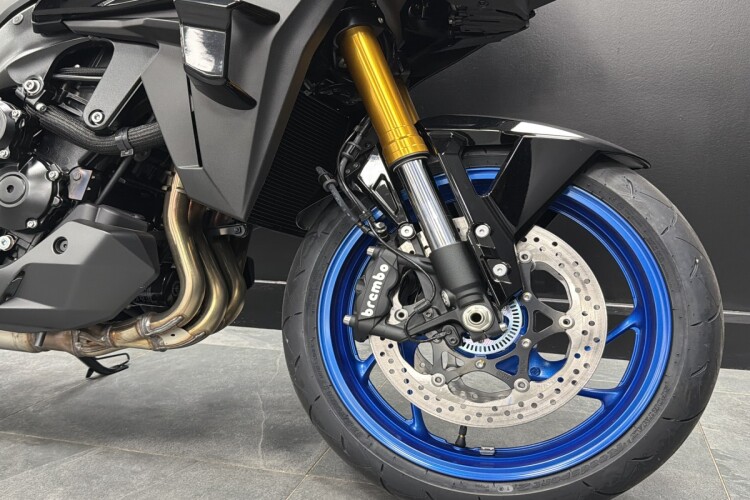 SUZUKI GSX-S1000GX +