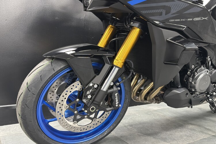 SUZUKI GSX-S1000GX +