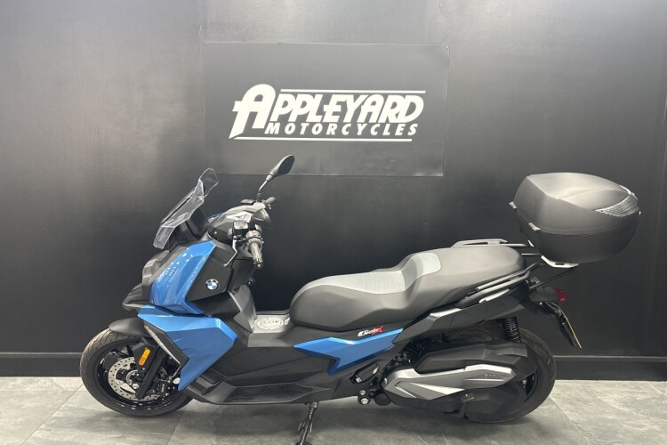 2020 BMW C400 X SE, Blue - photo 3
