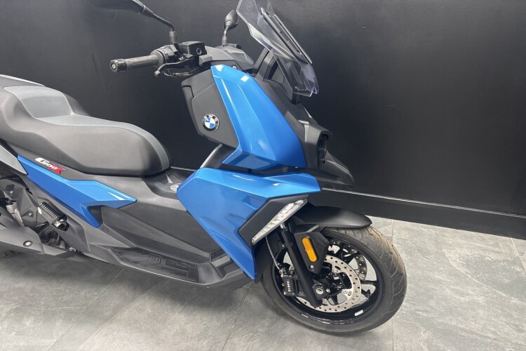 2020 BMW C400 X SE, Blue - photo 5