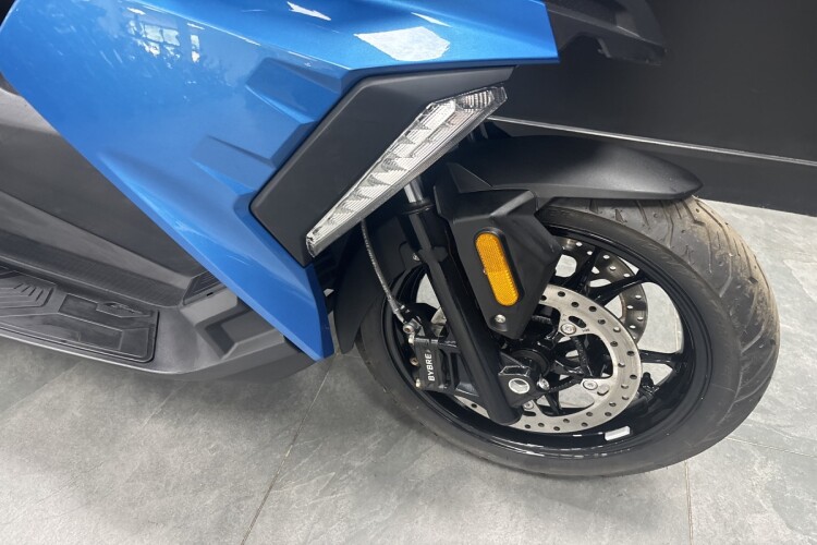2020 BMW C400 X SE, Blue - photo 6