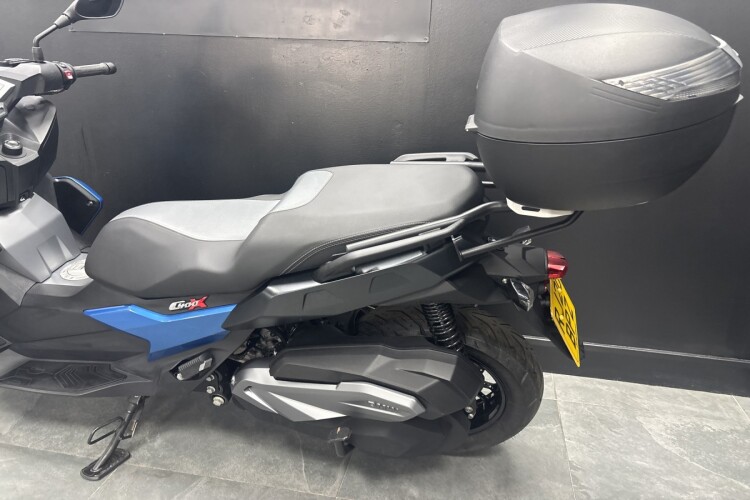 2020 BMW C400 X SE, Blue - photo 9