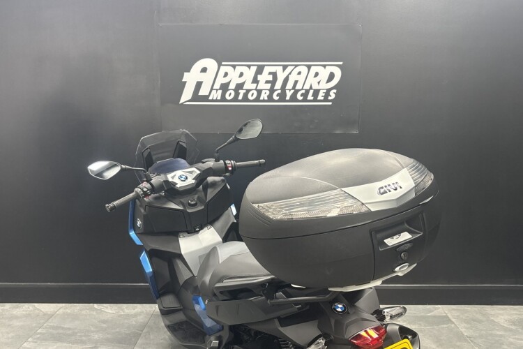 2020 BMW C400 X SE, Blue - photo 13