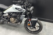 2024 HUSQVARNA VITPILEN 401, White - photo 4