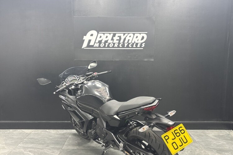 KAWASAKI ER-6F