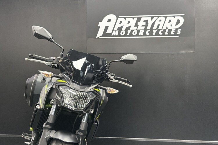 KAWASAKI Z650