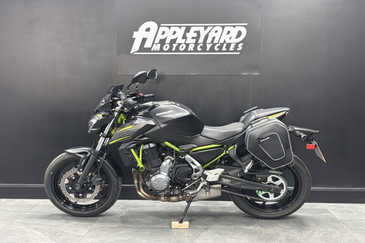 KAWASAKI Z650