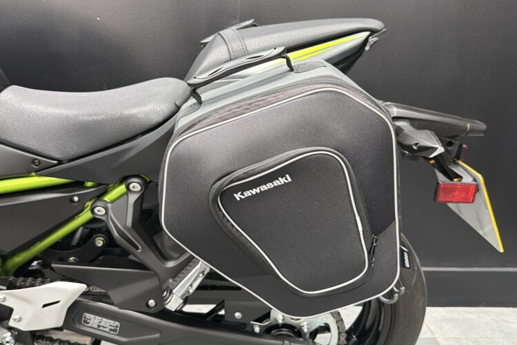 KAWASAKI Z650