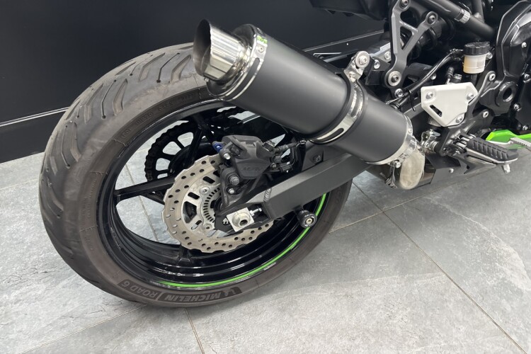 KAWASAKI Z900