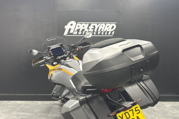 2025 MOTO GUZZI STELVIO, Yellow - photo 13