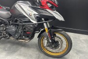 2025 QJMOTOR SRT 900 SX, Red/Silver - photo 2