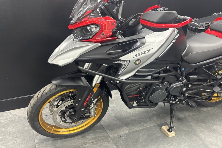 2025 QJMOTOR SRT 900 SX, Red/Silver - photo 10