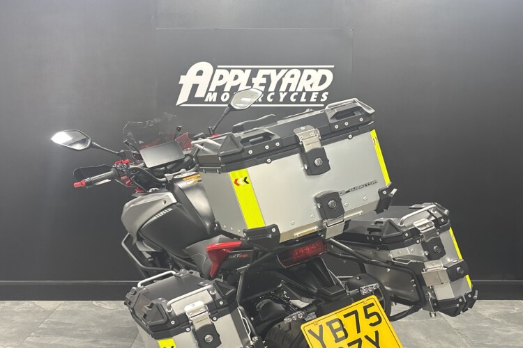 2025 QJMOTOR SRT 900 SX, Red/Silver - photo 12