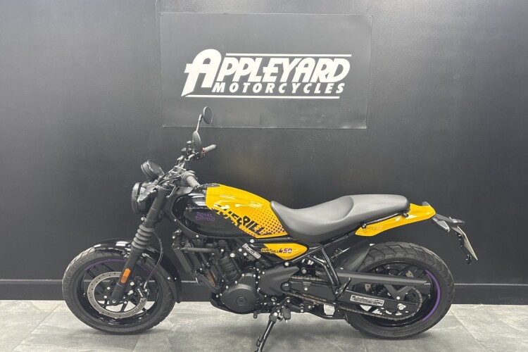 2025 ROYAL ENFIELD GUERRILLA 450, Black And Yellow - photo 3