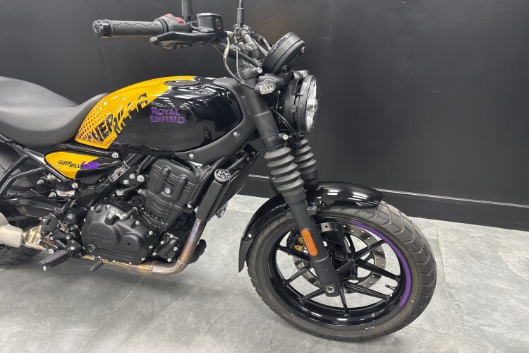 2025 ROYAL ENFIELD GUERRILLA 450, Black And Yellow - photo 4