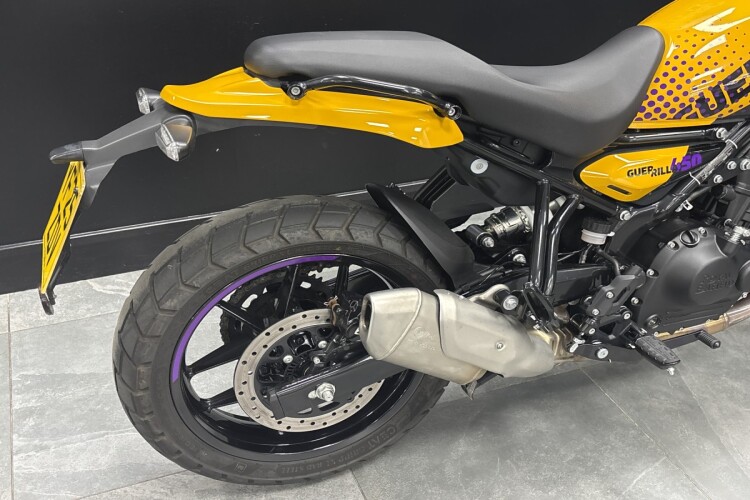 2025 ROYAL ENFIELD GUERRILLA 450, Black And Yellow - photo 6