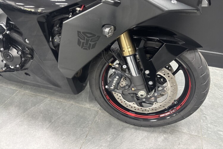2022 SUZUKI GSX-S1000GT+, Black - photo 6