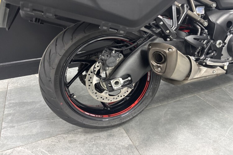 2022 SUZUKI GSX-S1000GT+, Black - photo 8